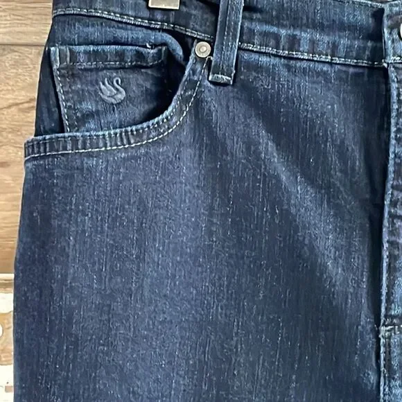 Gloria Vanderbilt Ladies Amanda Jeans, Size 10, Dark Blue - Picture 4 of 11